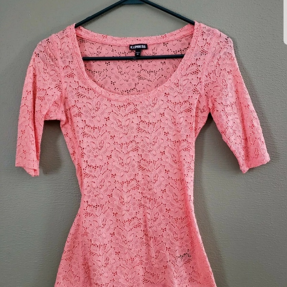 Express XS 3/4 Sleeve Top